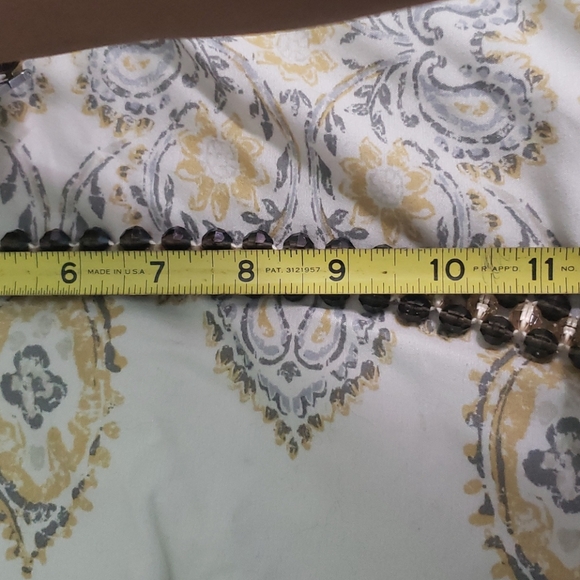 A evening bag - Picture 7 of 8